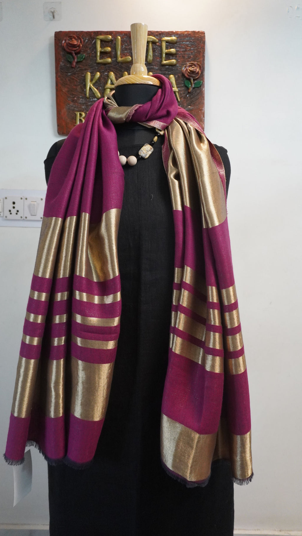 Purple fine wool reversible stole with zari and striped detailing