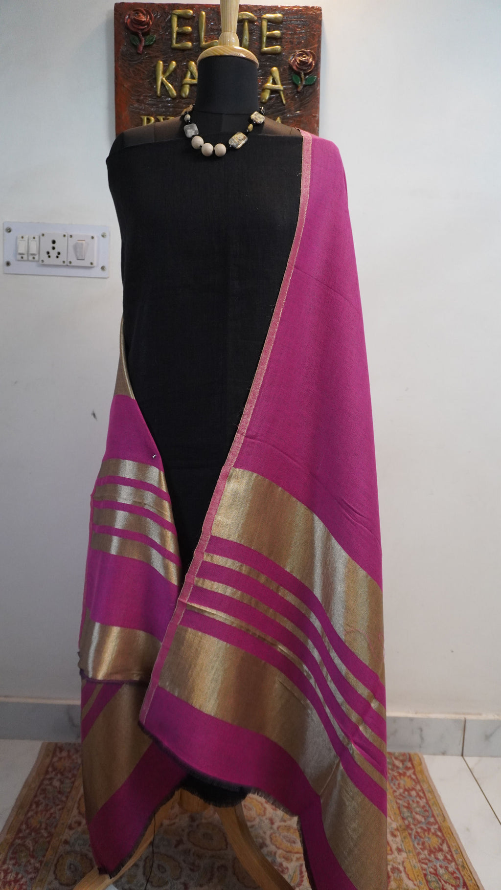 Pink fine wool reversible stole with zari and striped detailing