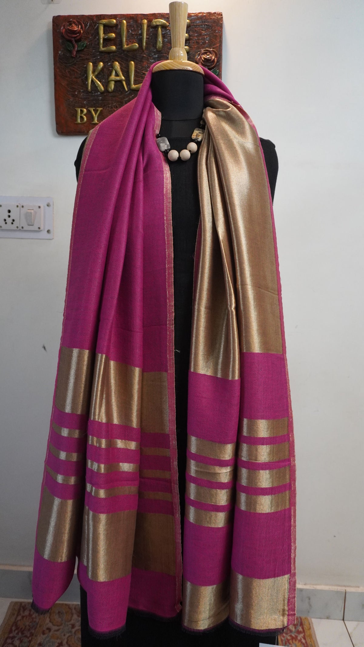 Pink fine wool reversible stole with zari and striped detailing