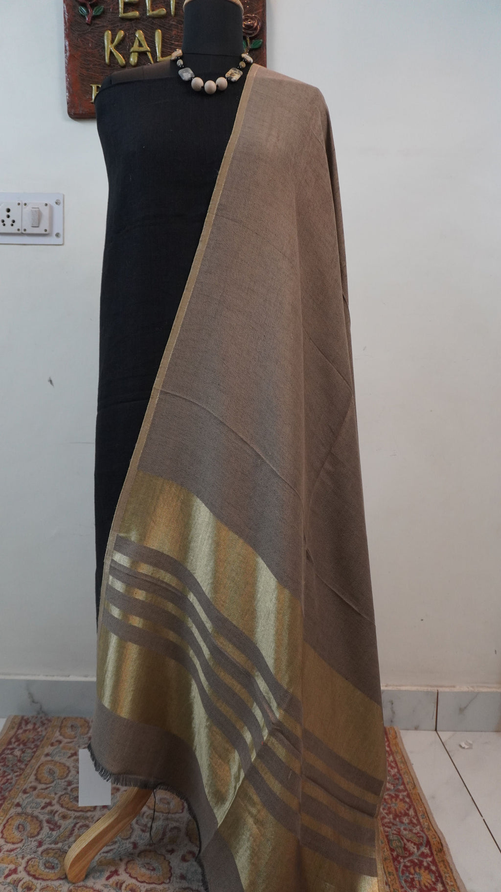 Beige fine wool reversible stole with zari and striped detailing