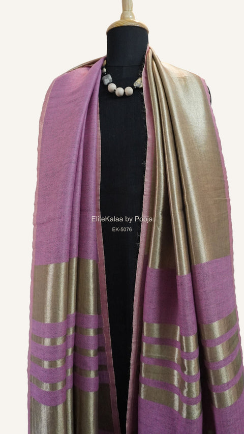 Light pink reversible fine wool stole with zari detail and a subtle border