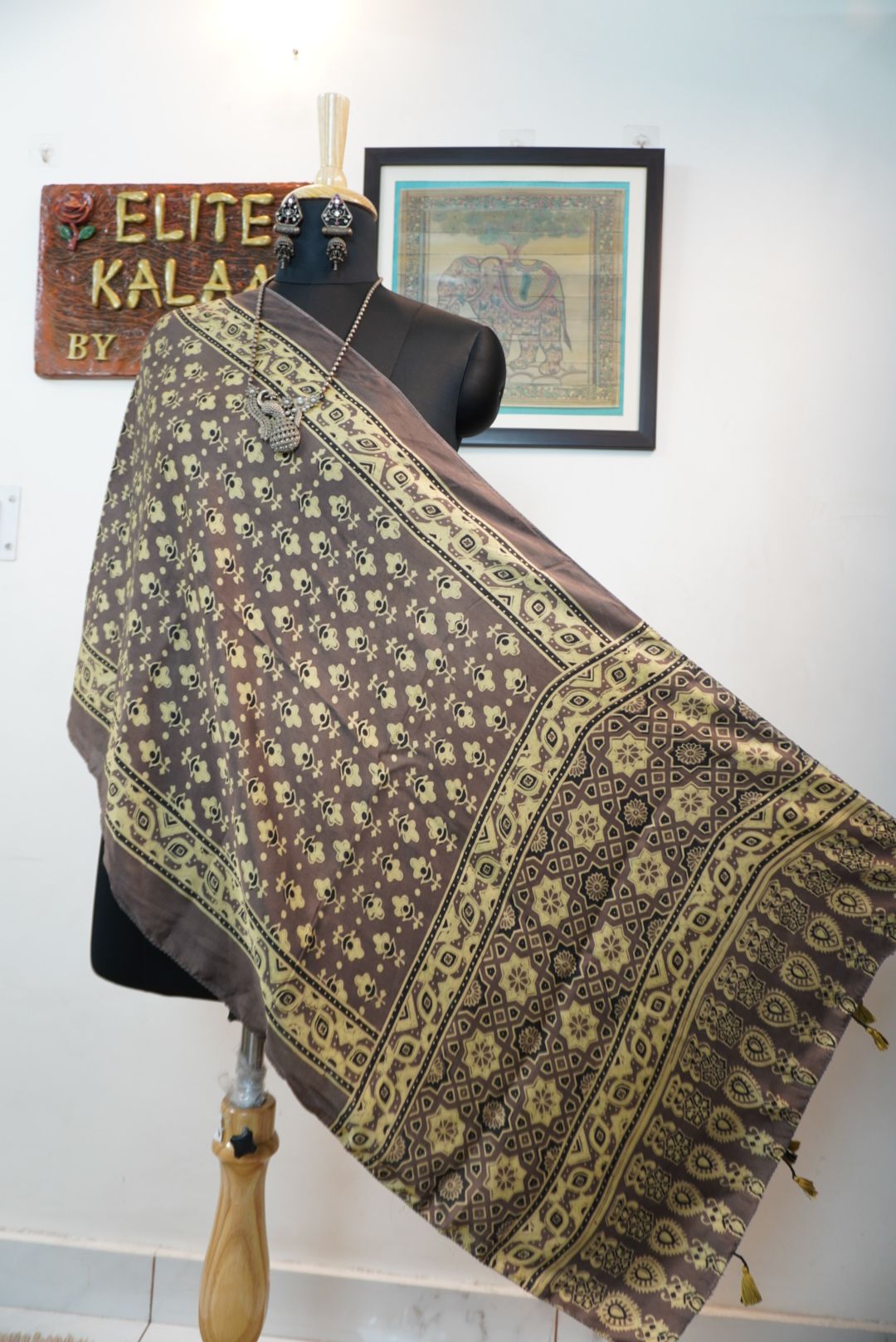 Ajrakh modal stole-brown/ small flower design