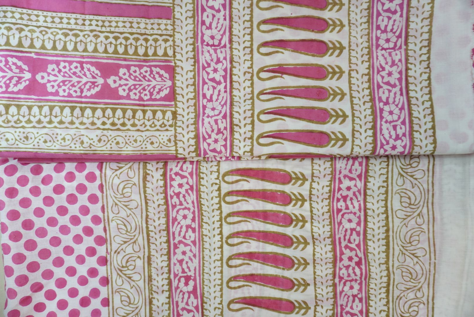 Pink cotton Bagh handblock 3 piece unstitched suit set with printed design