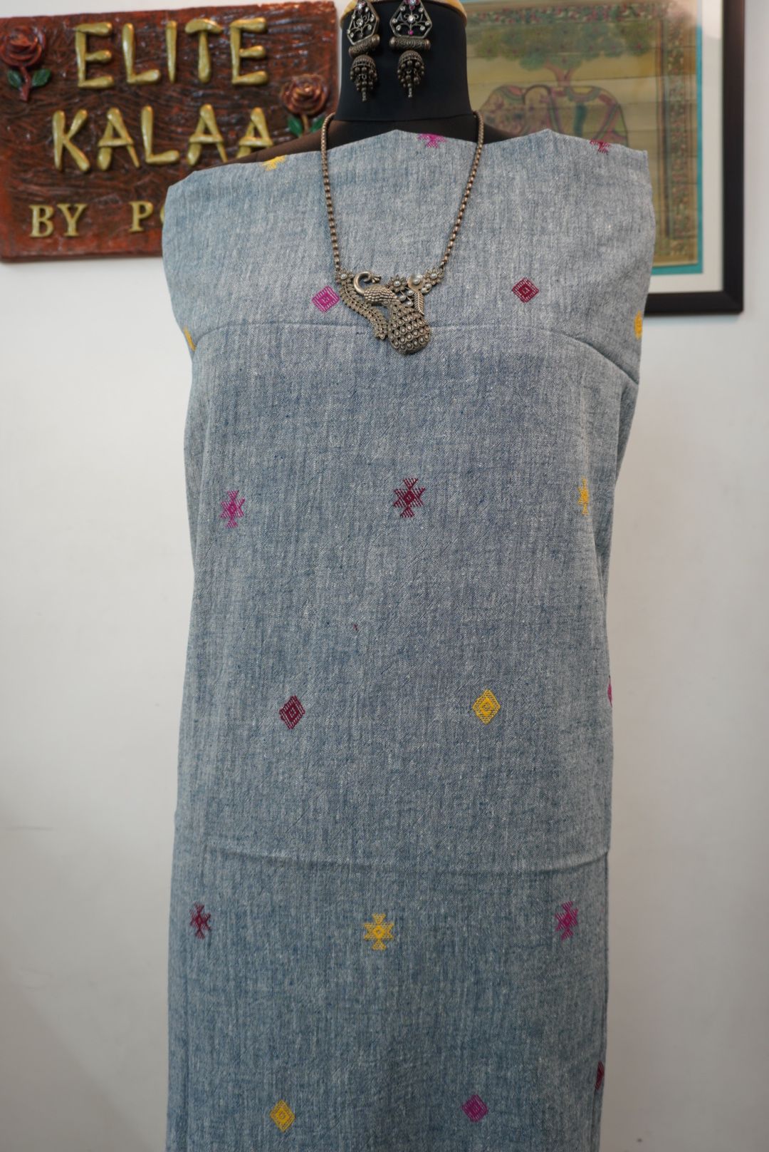 Bhujodi Kala cotton kurti/ Front chomuk work/ grey