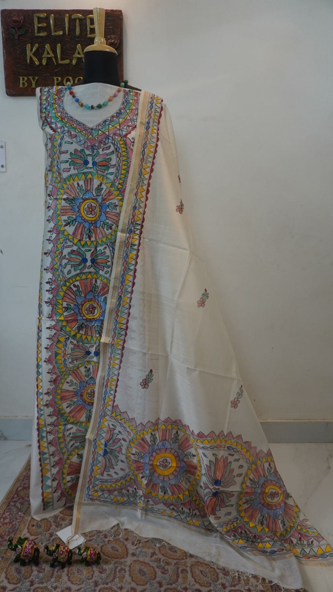 Off white Maheshwari Madhubani 2 piece suit set with placement pattern and border detail