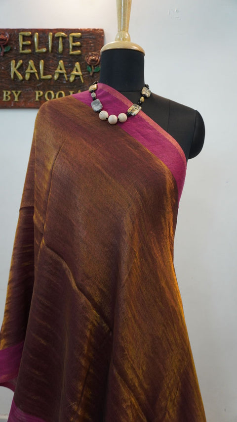 Dark pink fine wool reversible stole with zari and a subtle solid design with border detail