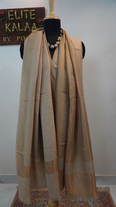 Fine wool reversible stole with zari detailing and contrasting gold bands in a solid-toned design