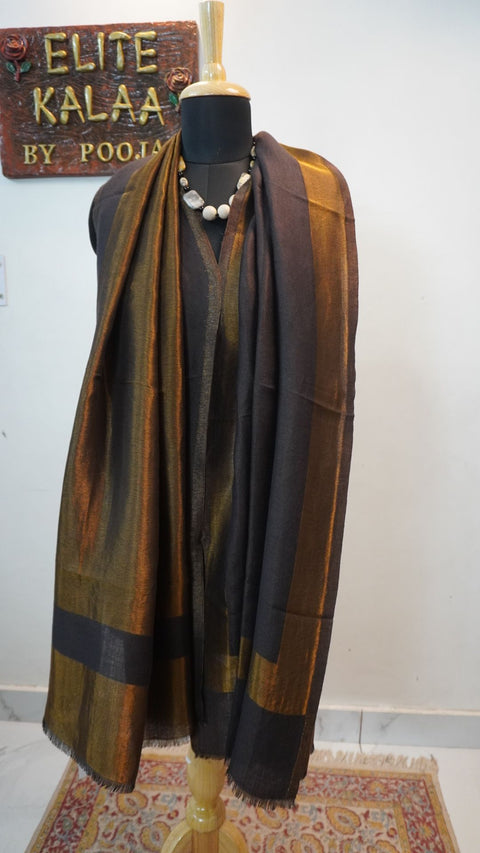 Black fine wool reversible stole with zari detail and a border finish