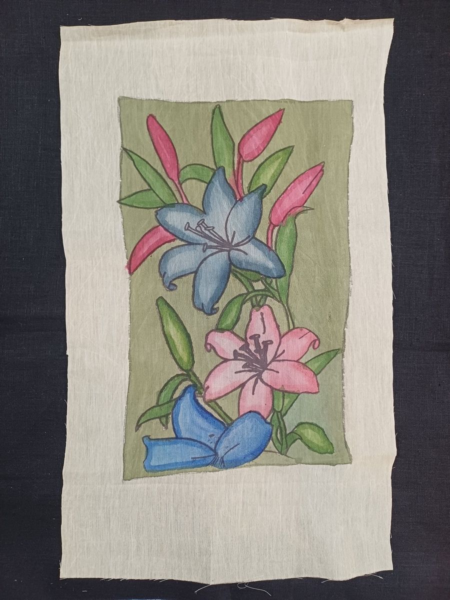 Beige Kalamkari Bangalore Silk patch with a floral lily motif and clean design