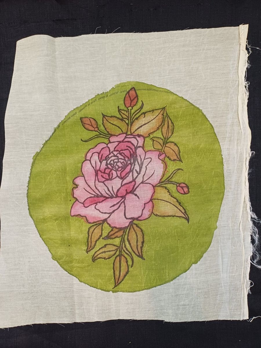 Kalamkari round patch in rose with placement pattern and 11 inch diameter