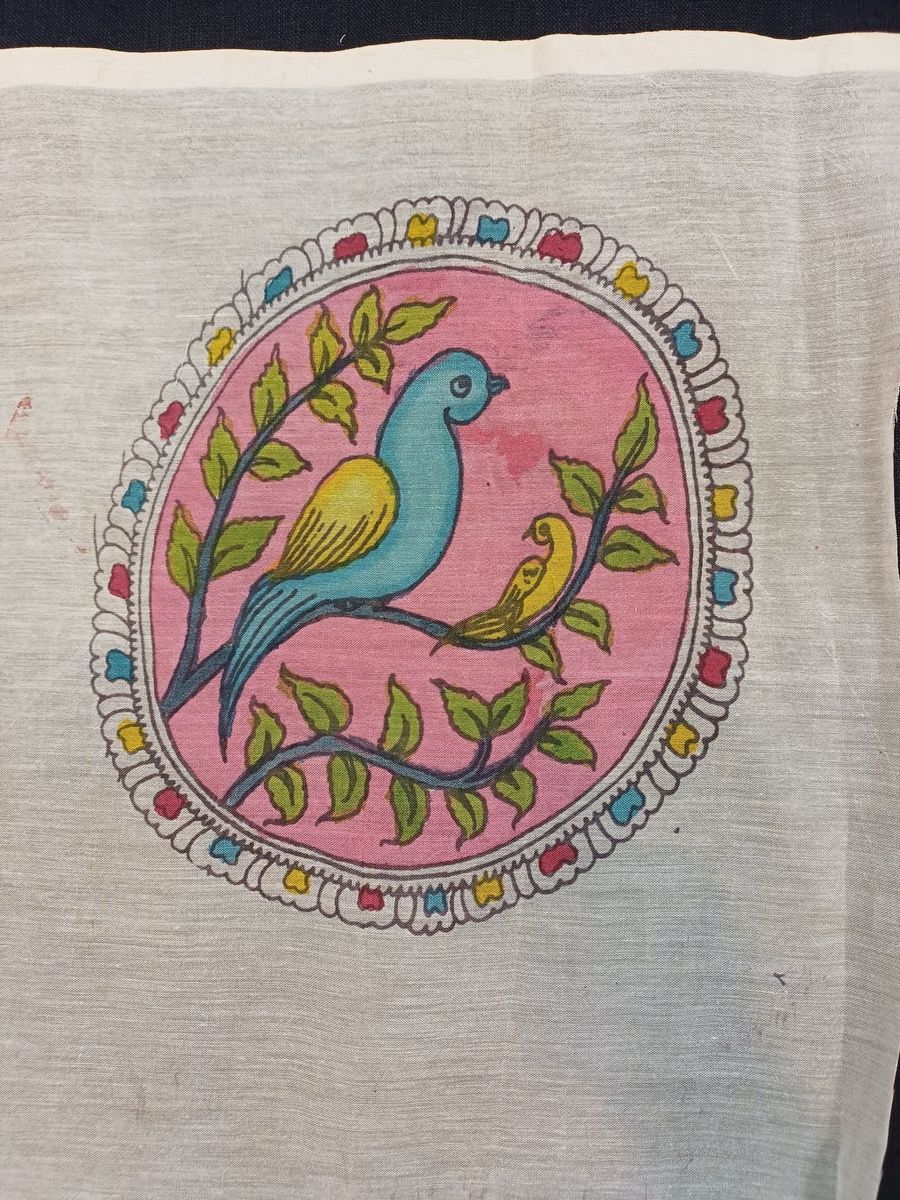 Pink round Kalamkari patch with bird design and border