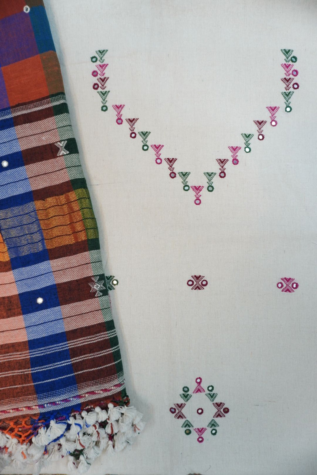 Kala cottpn bhujodi 3 piece suits-off white with multi colour dupatta