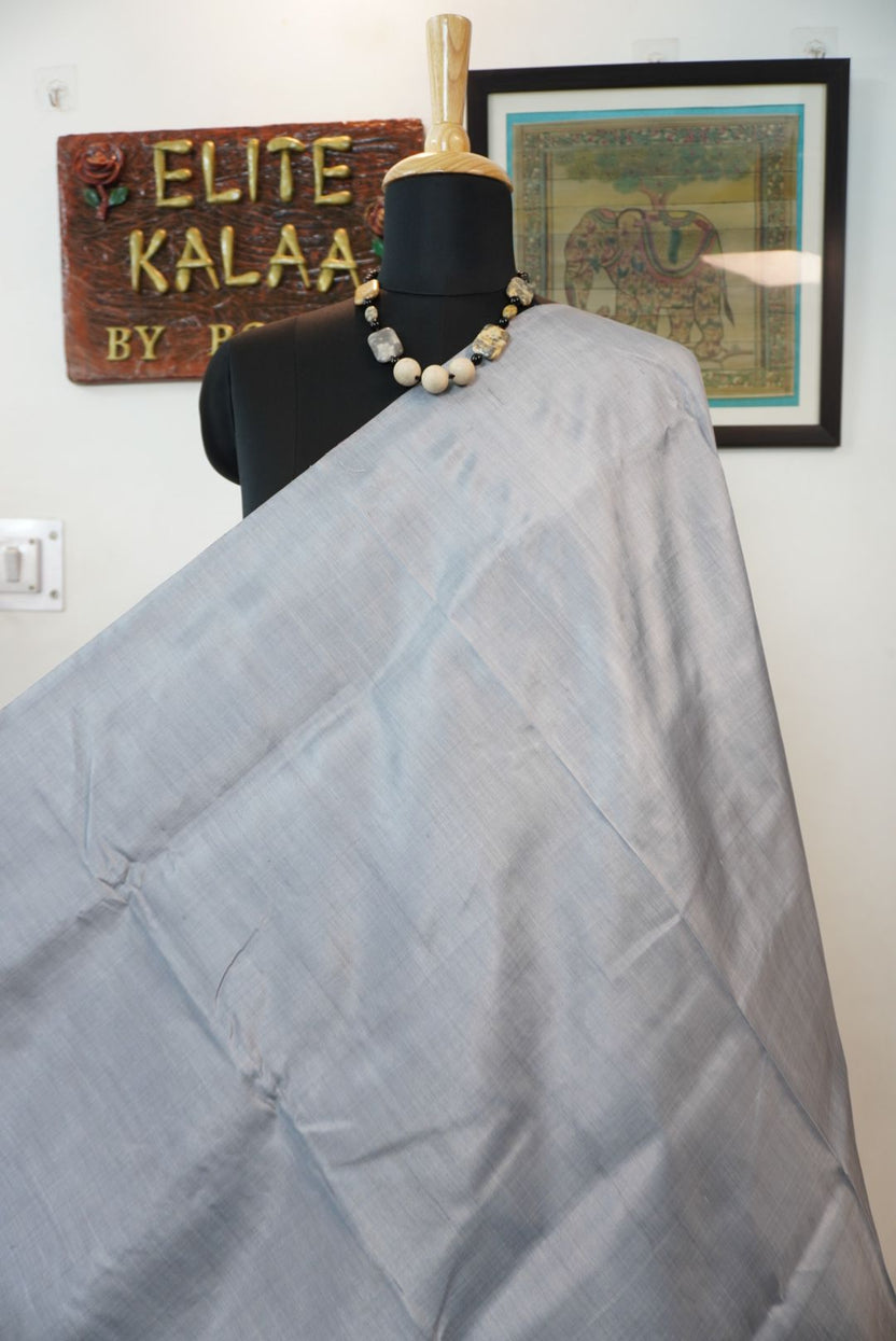Grey solid saree with a plain, clean design