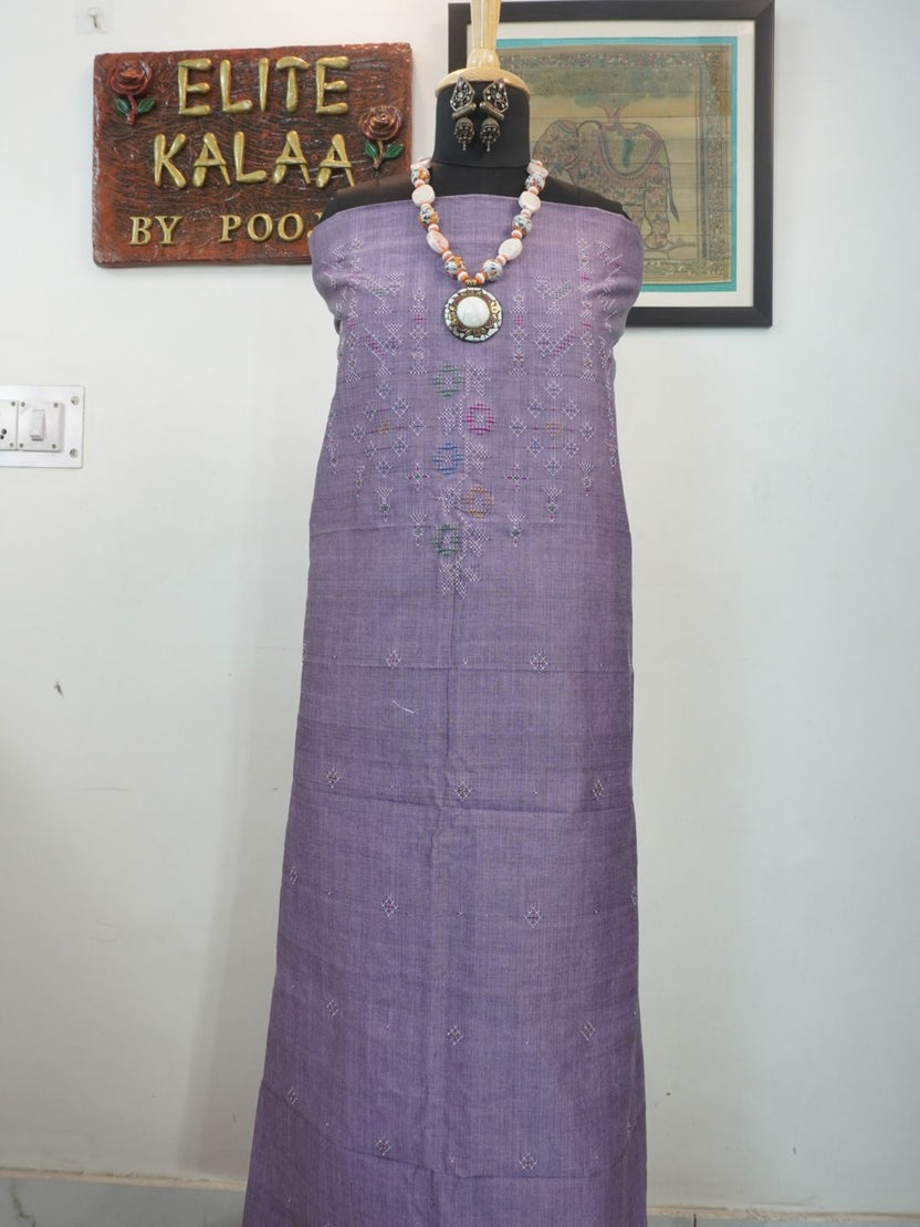 Dusty lilac cotton Tangaliya kurti fabric with an all-over bird pattern