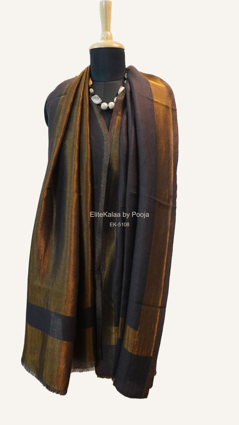 Black fine wool reversible stole with zari detail and a border finish